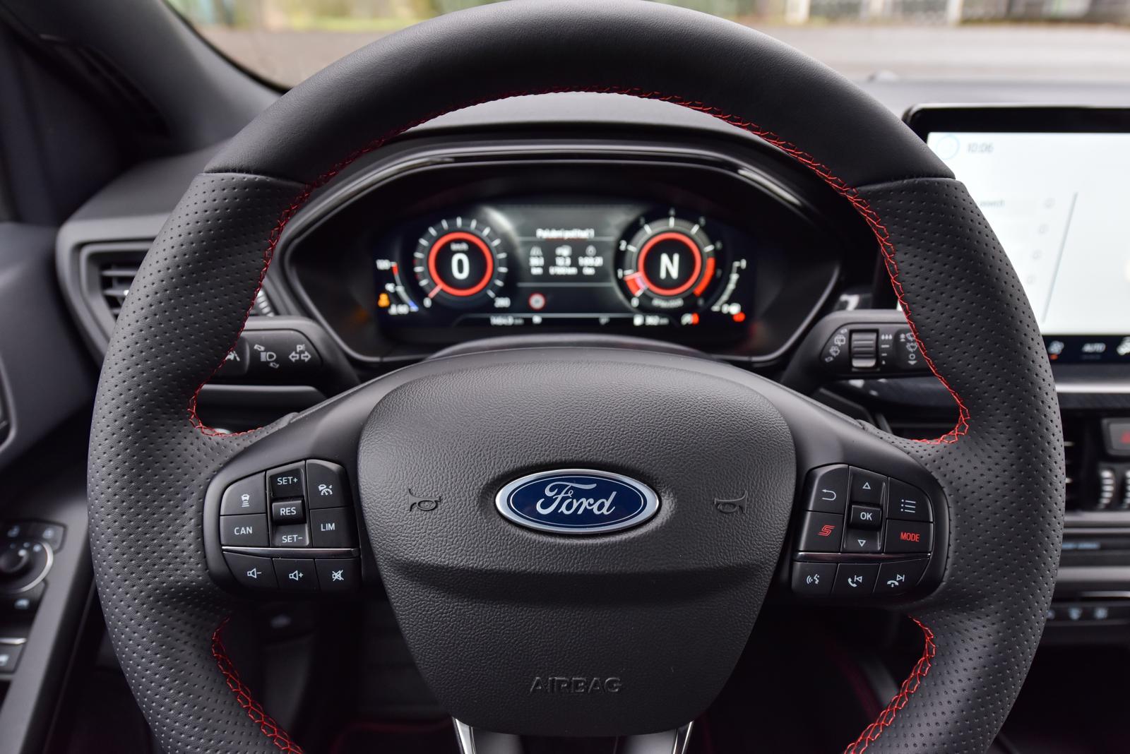 Expérience de voyage renouvelée avec le Ford Tourneo Custom