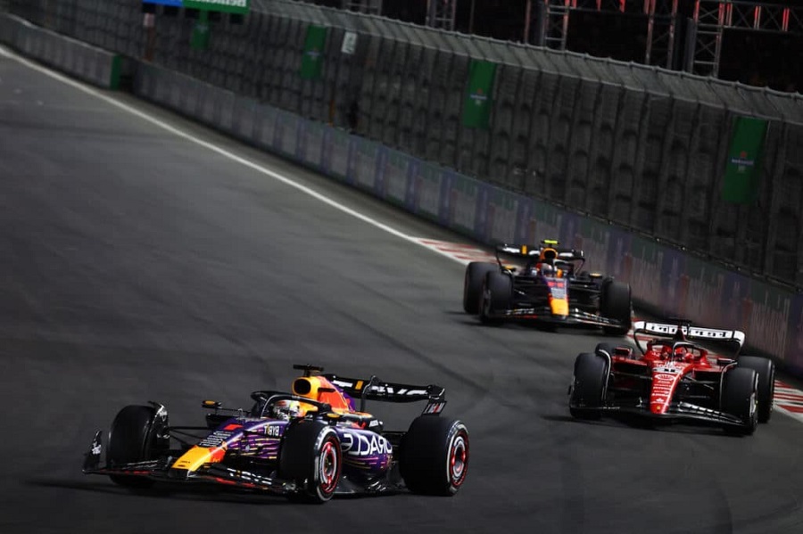 Verstappen: Entre Records et Possibles Tournants, le Roi de la Piste Planifie sa Saison