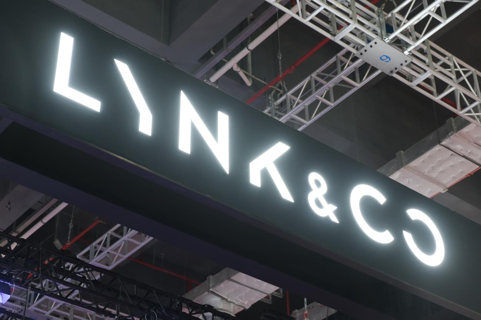 Lynk & Co 07 em-p: l’engagement chinois pour une berline attractive