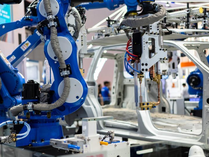 Dimensions flexibles pour une variété de modèles sur la plateforme STLA Large