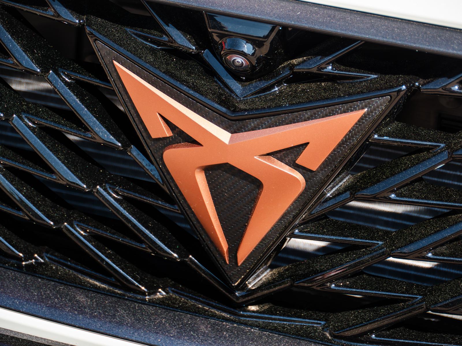 Cupra Formentor VZ5 : Éditions Spéciales Alliant Design Sophistiqué et Performances de Pointe