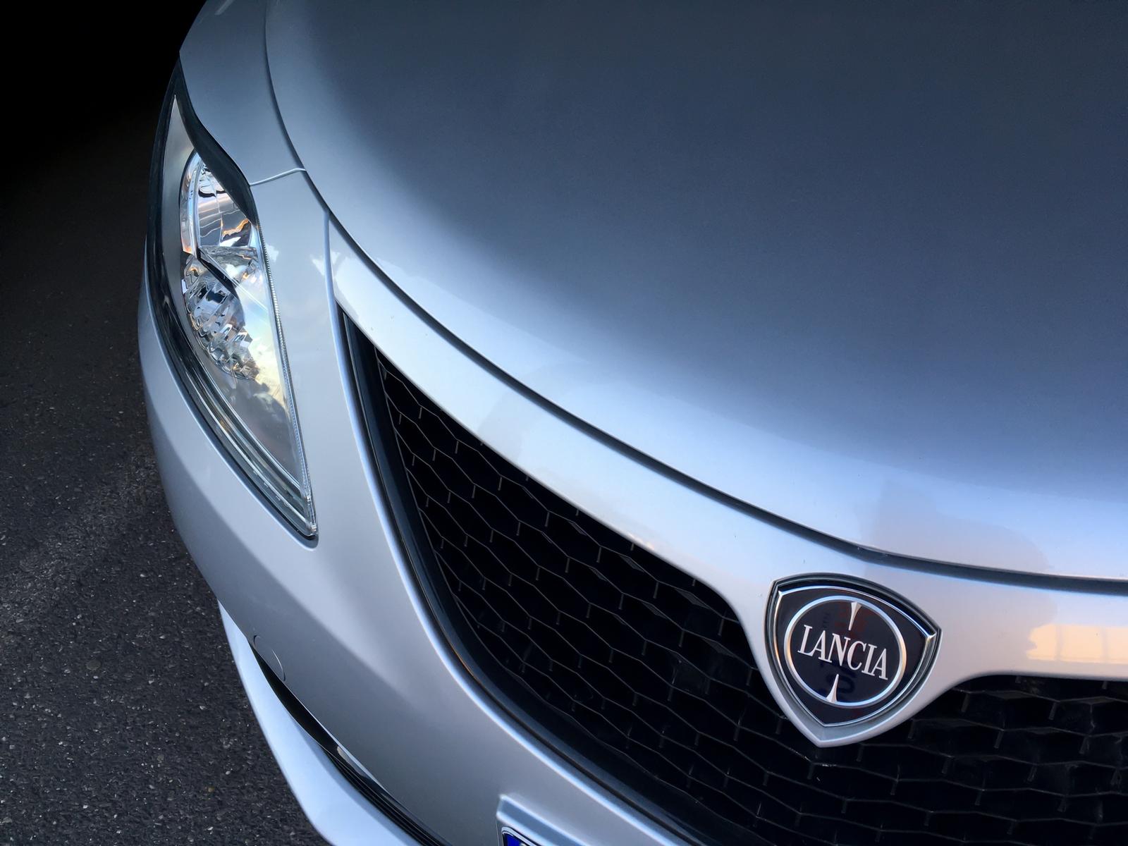 Ypsilon : Design Innovant et Technologie Avancée