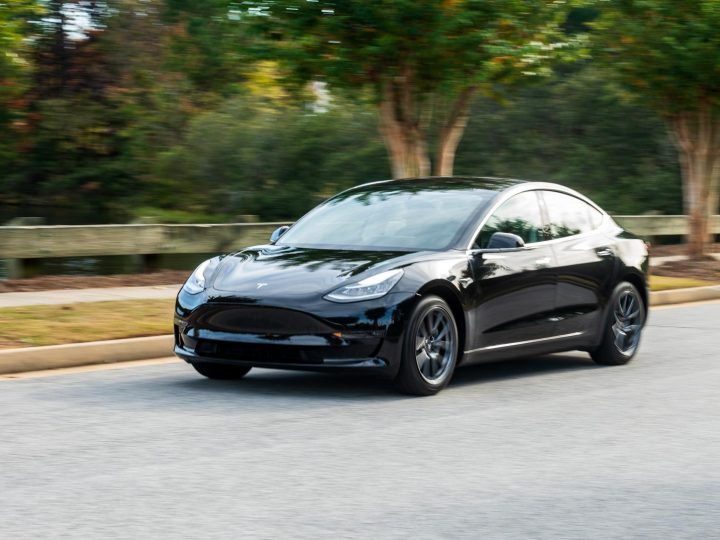 Le mois noir de Tesla: une percée sur le marché coréen des voitures électriques