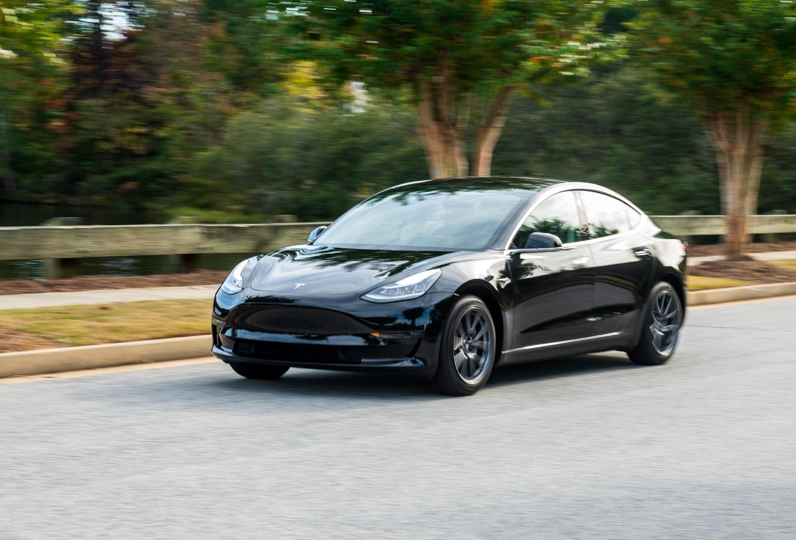 Le mois noir de Tesla: une percée sur le marché coréen des voitures électriques